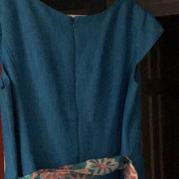 Womenswear - Picture 3 of 5